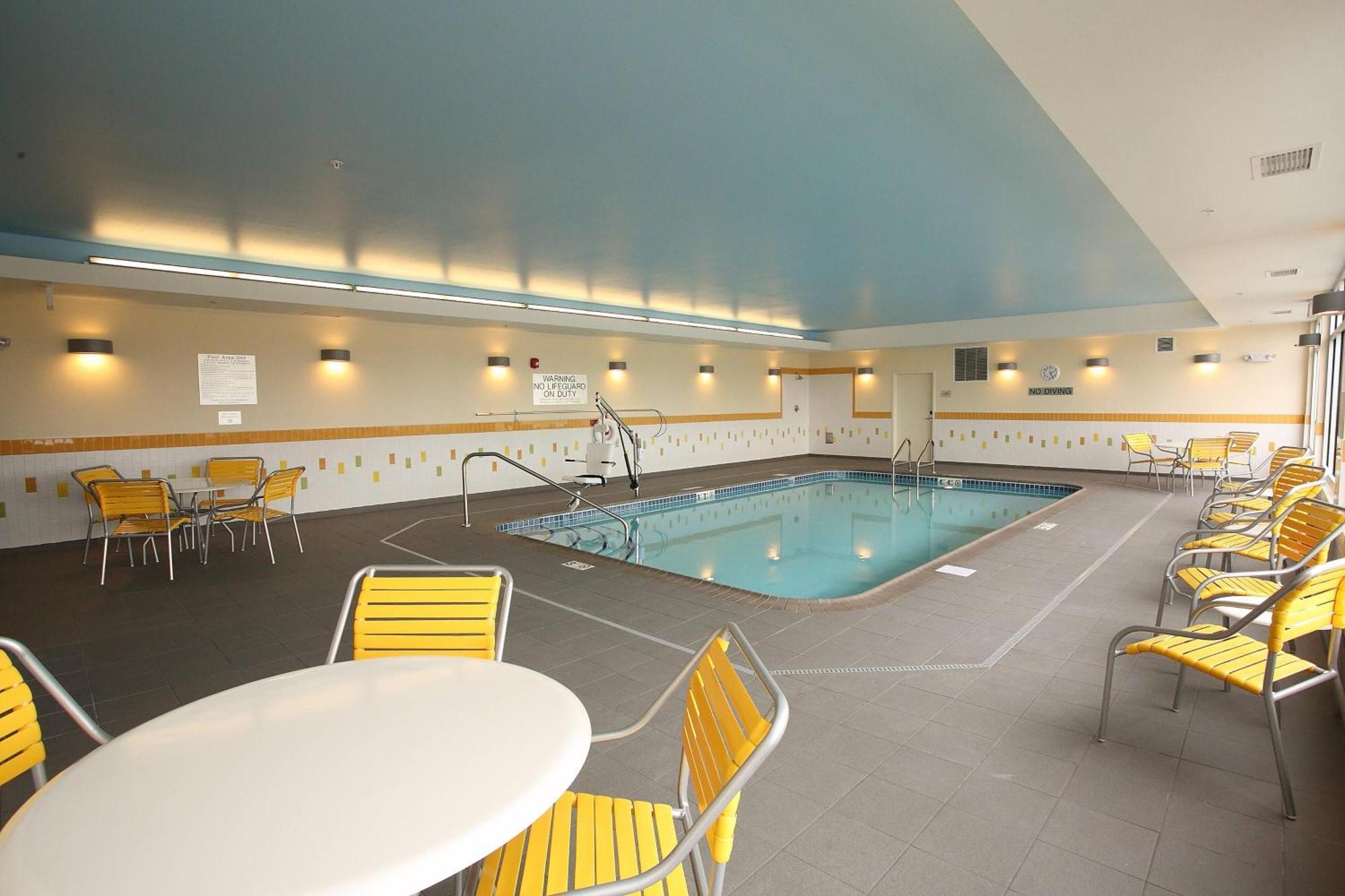 Fairfield Inn & Suites By Marriott East Grand Forks Zewnętrze zdjęcie