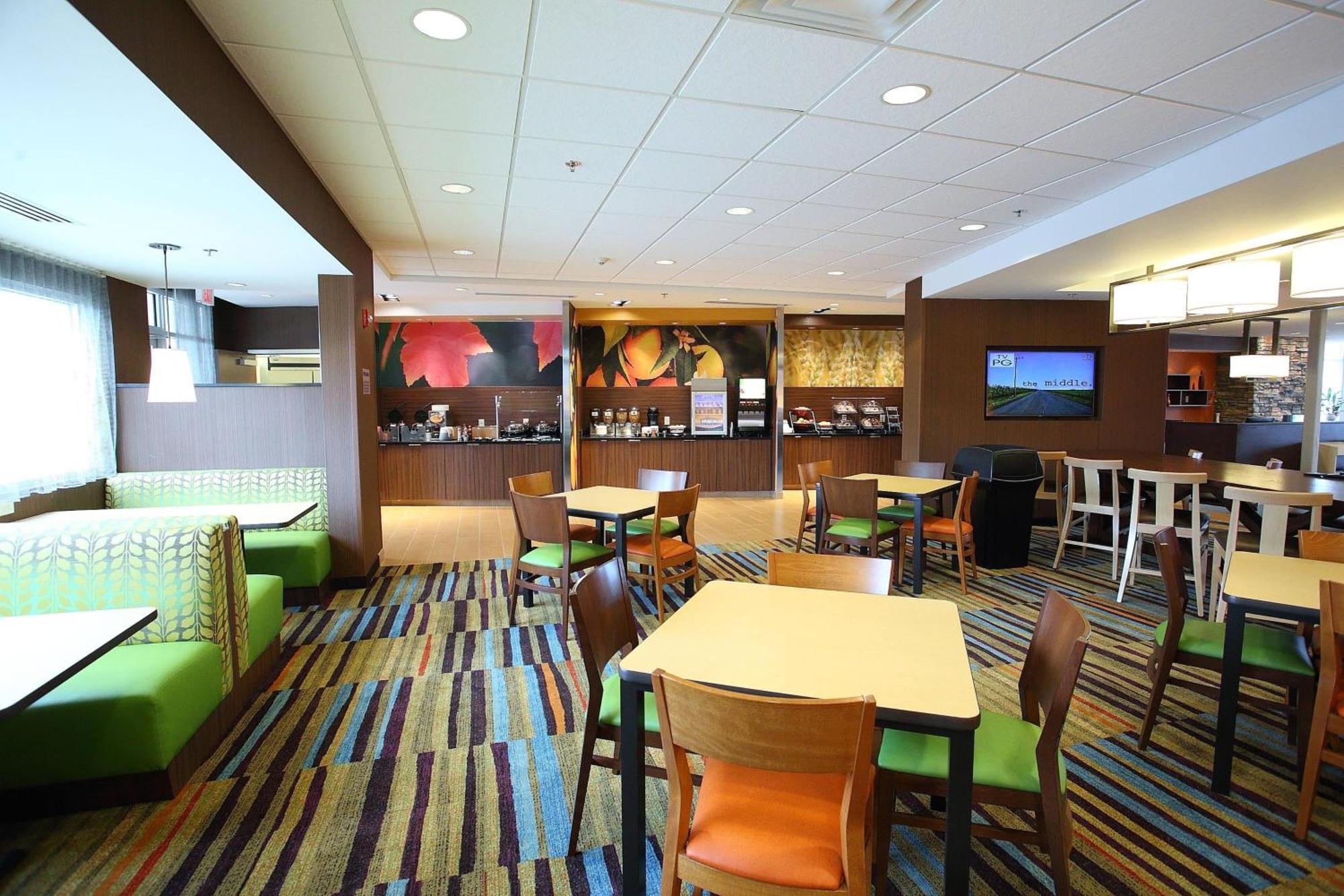 Fairfield Inn & Suites By Marriott East Grand Forks Zewnętrze zdjęcie