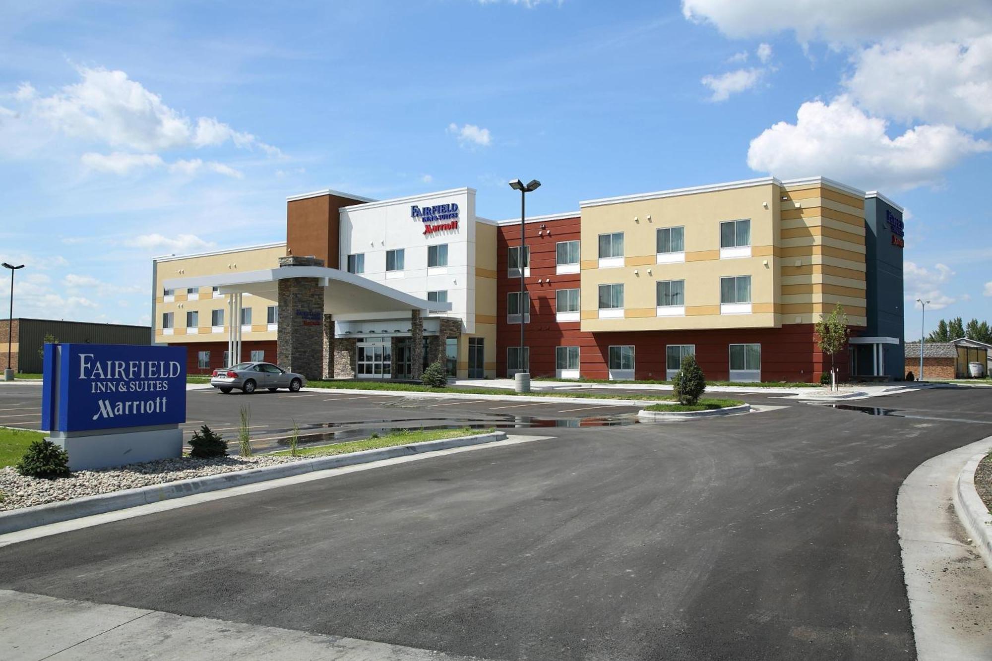 Fairfield Inn & Suites By Marriott East Grand Forks Zewnętrze zdjęcie